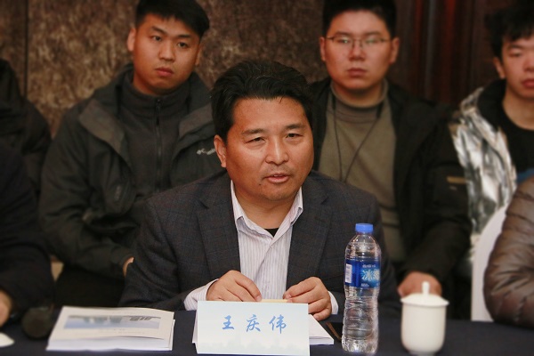 好博在线(中国)唯一官方网站副董事长王庆伟发表讲话.jpg 好博在线(中国)唯一官方网站副董事长王庆伟发表讲话.jpg