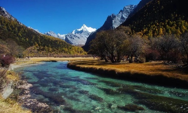 2、吉尔吉特自然风光.jpg 2、吉尔吉特自然风光.jpg