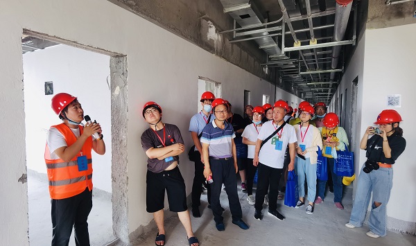 8、新乡廉政教育基地项目观摩现场.jpg 8、新乡廉政教育基地项目观摩现场.jpg